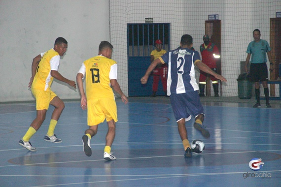 Abertura da 4 ª Copa Bela Verão de Futsal de Itabela começa com casa cheia  e chuva de gols - Giro