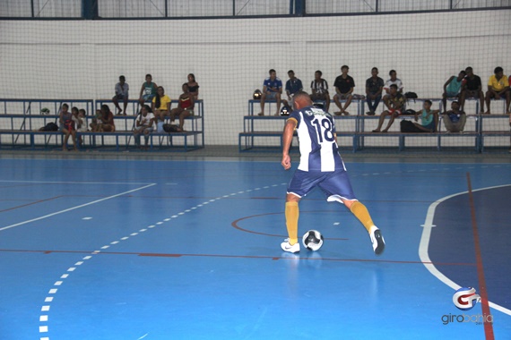 Abertura da 4 ª Copa Bela Verão de Futsal de Itabela começa com casa cheia  e chuva de gols - Giro