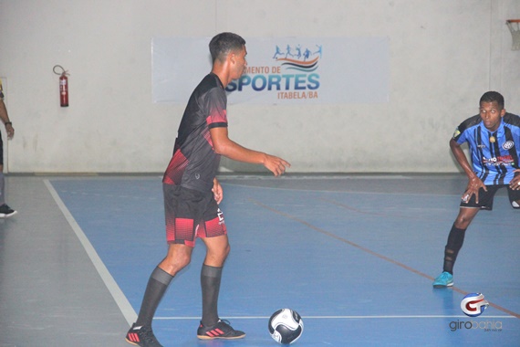 Abertura da 4 ª Copa Bela Verão de Futsal de Itabela começa com casa cheia  e chuva de gols - Giro